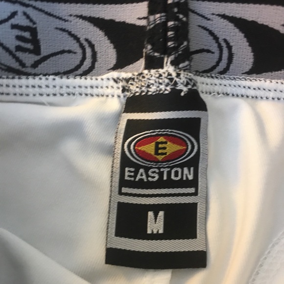 Easton Sliding Shorts Athletic Ball Player - Picture 2 of 6